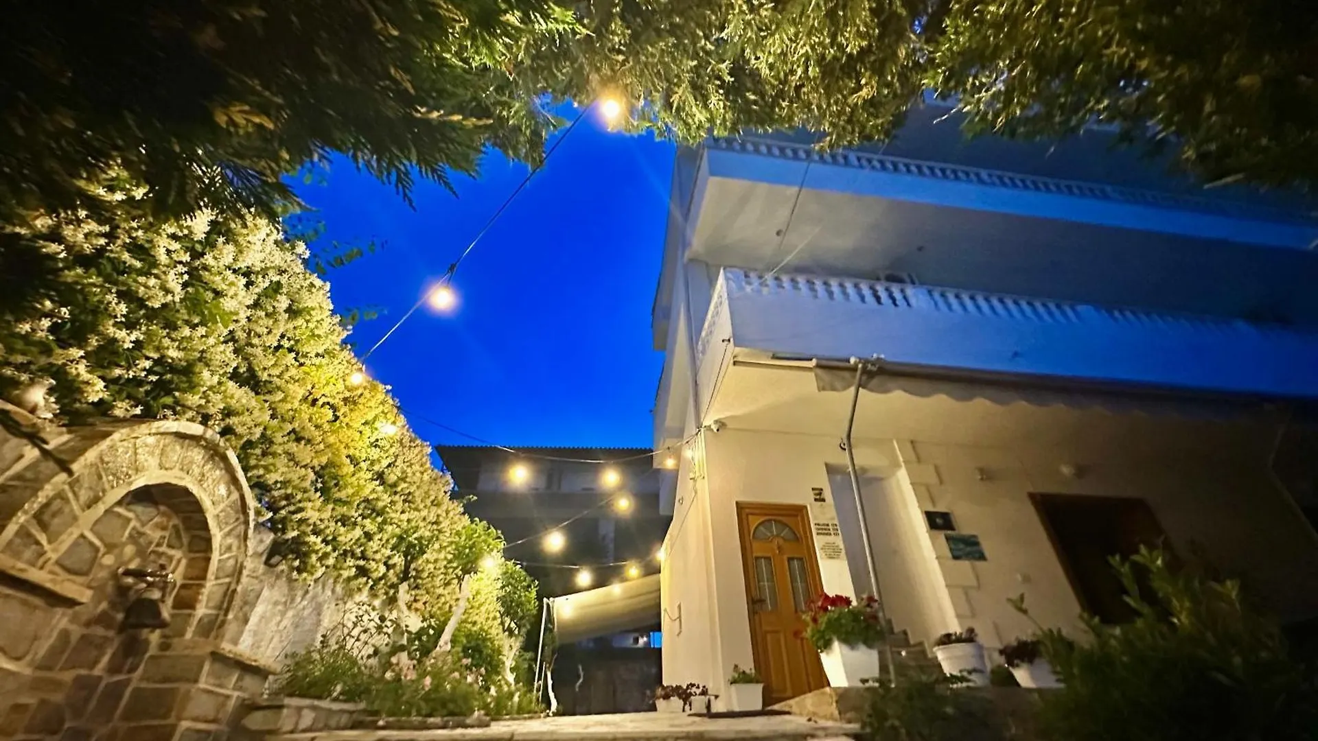 Vila Renato Ksamil Albania