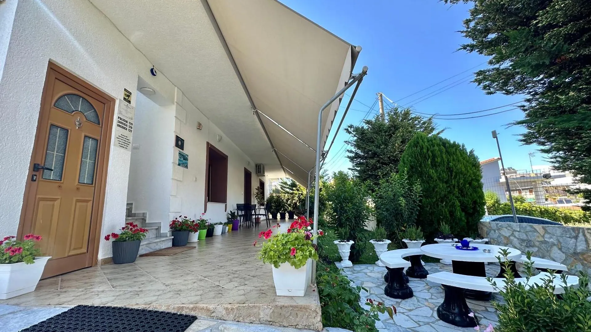 Vila Renato Ksamil 0*,  Albania